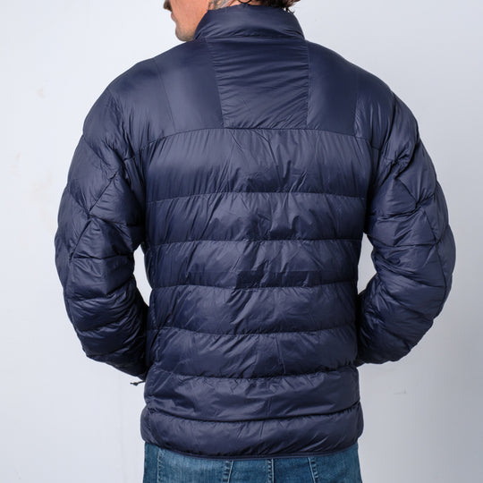 Longitude Puffer Jacket in Navy