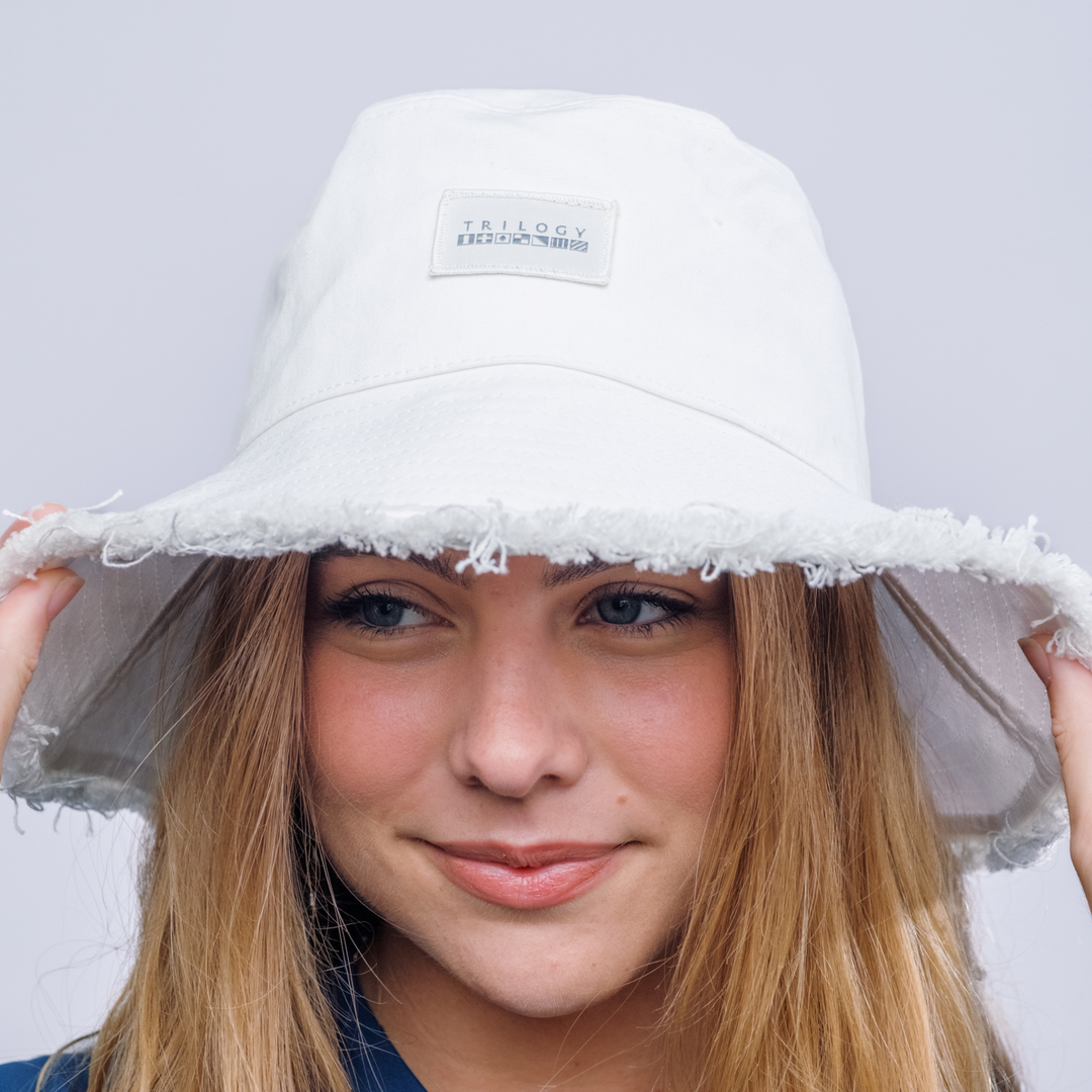 Linda Hat in White